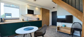 Apartamenty w sam las by KLIF Ustka- apartament dwupoziomy z klimatyzacją ul Poświatowskiej 42